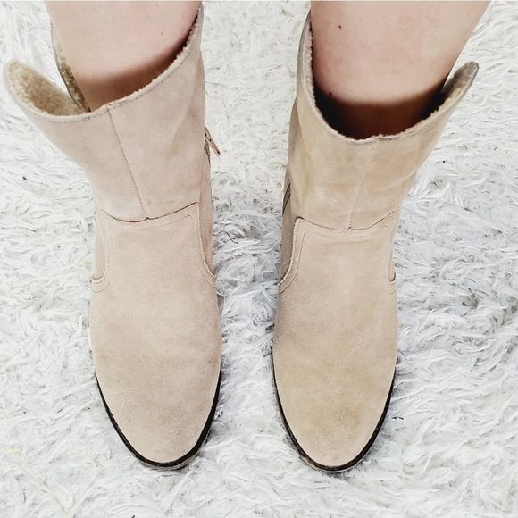 Kellie & Katie fold over suede winter booties  8.5 - Picture 8 of 16